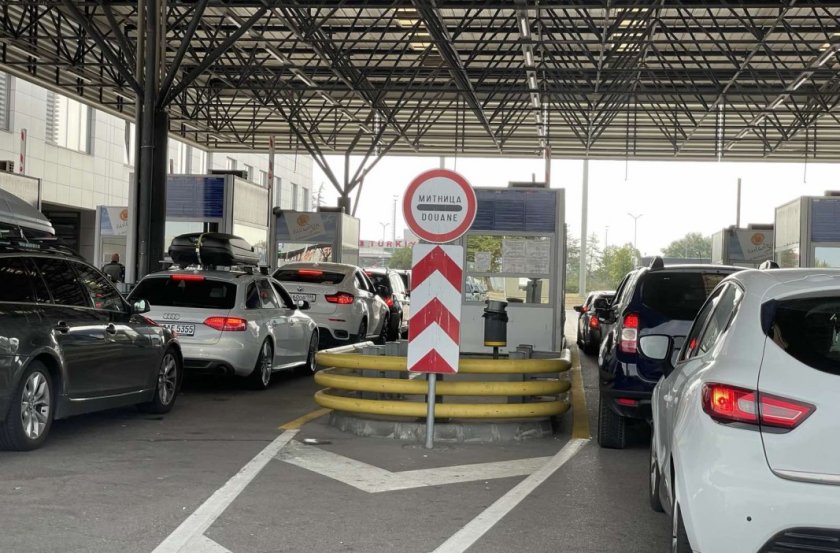 Задържаха мъж на "Капитан Андреево" издирван в Англия за грабеж