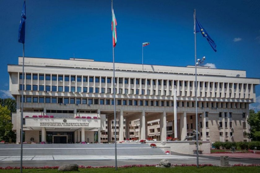 Министерството няма практика да коментира действия, осъществявани от български граждани на