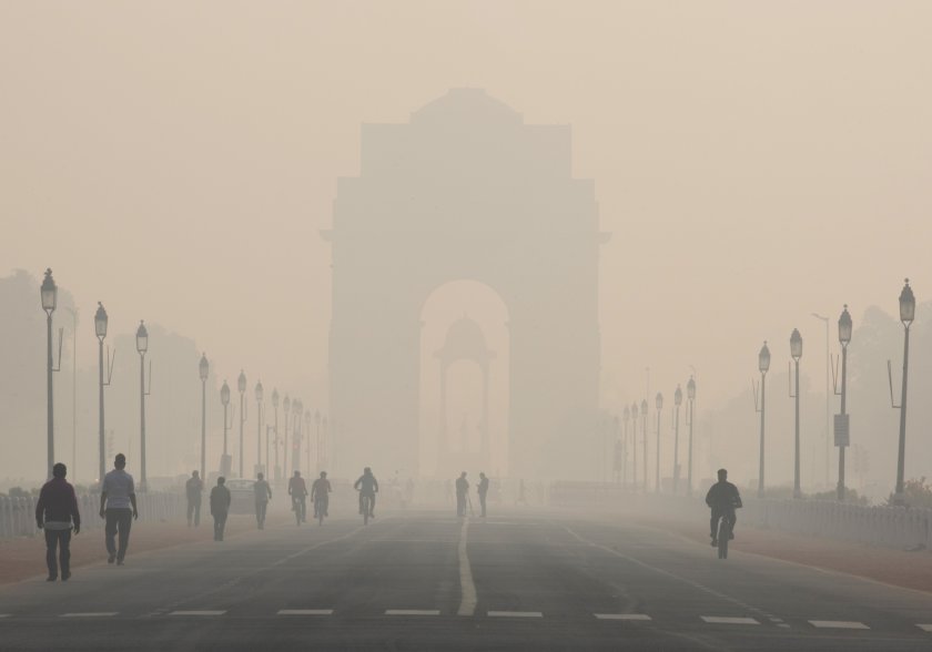 Отровен смог погълна Ню Делхи