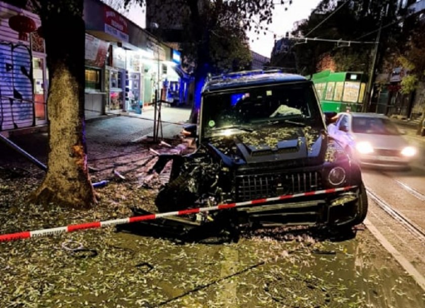 Тежка катастрофа е станала посред нощ в центъра на София.