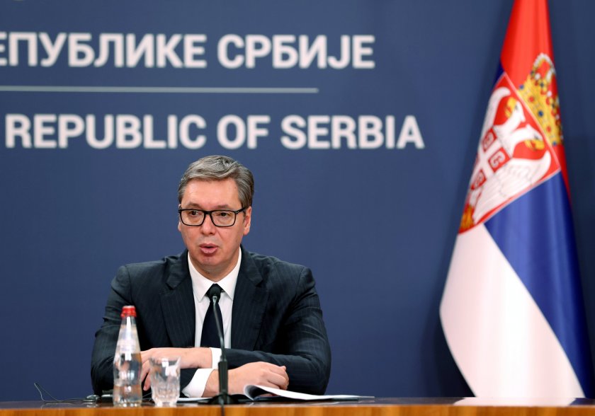 Вучич отложи всичките си посещения в чужбина заради Косово