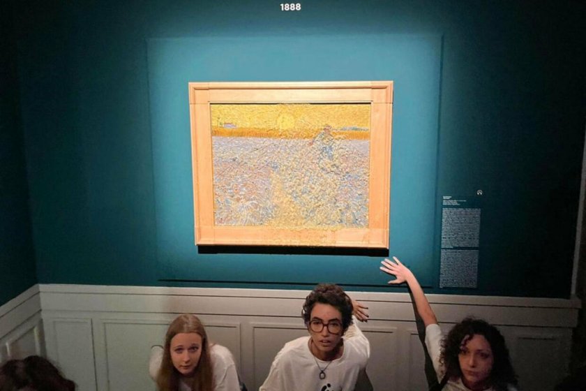 Картината на Ван Гог Сеячът“ беше залята със супа в