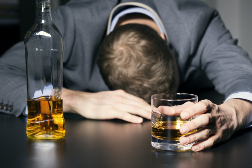 В САЩ нараства броят на смъртните случаи от алкохол