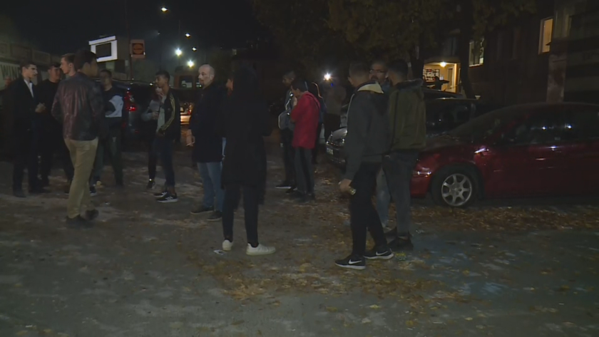 Нов граждански протест в Русе пред блока на непълнолетния побойник (СНИМКА)