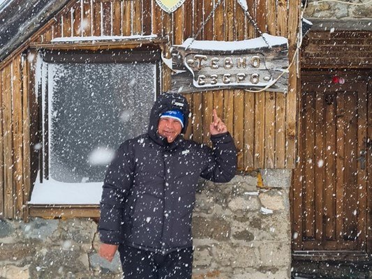 ЧЕСТИТО: Първият сняг падна в Пирин (Снимки и Видео)