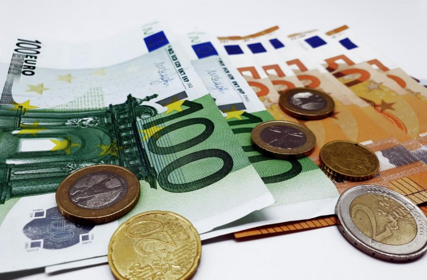 Банките започват подготовка за приемането на еврото у нас