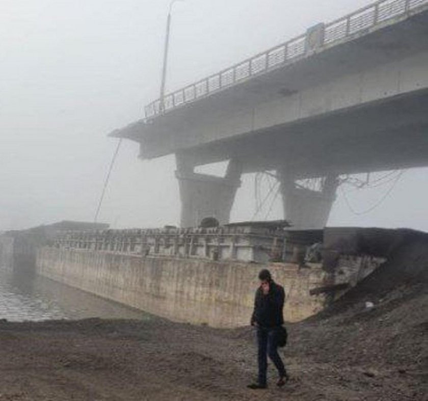 Ключов мост край Херсон се срути
