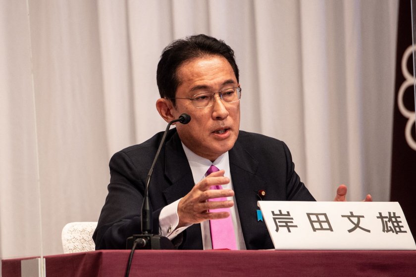 Японският премиер ще уволни министъра на правосъдието