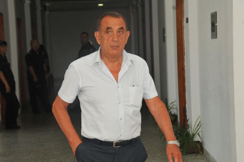 Притесняват ме обясненията на бащата, има нелогични неща в неговите