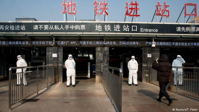 Китай остави под ключ близо 2 млн. жители в Гуанджоу, за да се тестват за коронавирус
