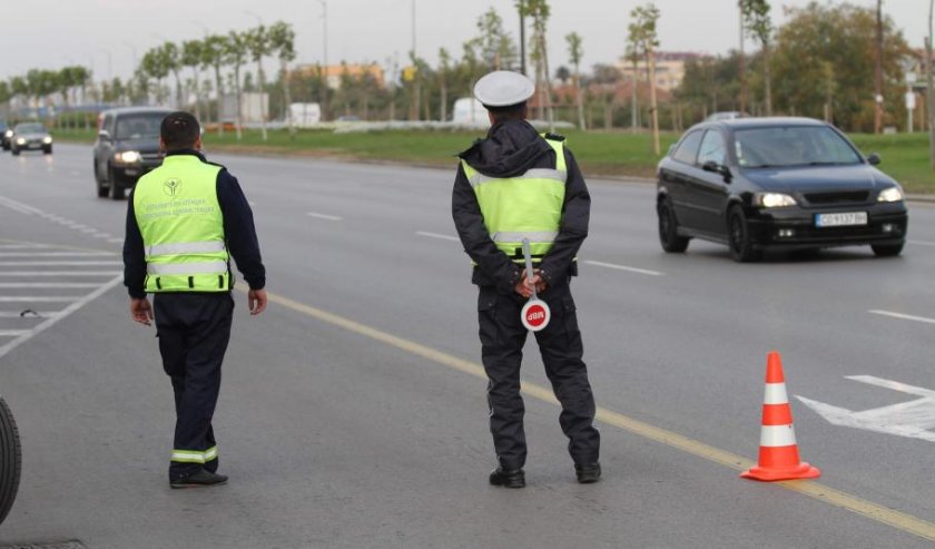 МВР не е връчило 580 000 фишове и наказателни постановления за нарушения на пътя
