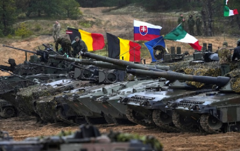 Двама души загинаха след експлозия в село в Източна Полша.