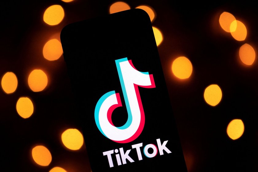 TikTok се срина за втори път в рамките на месец.