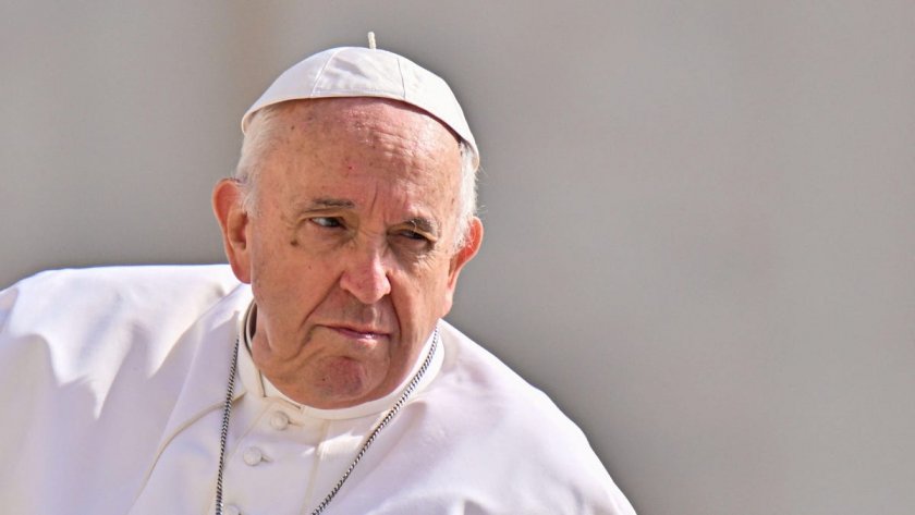 Папа Франциск осъди последната вълна от ракетни удари срещу Украйна, съобщава