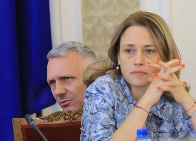 Ива Митева: Открих нов път след Слави!
