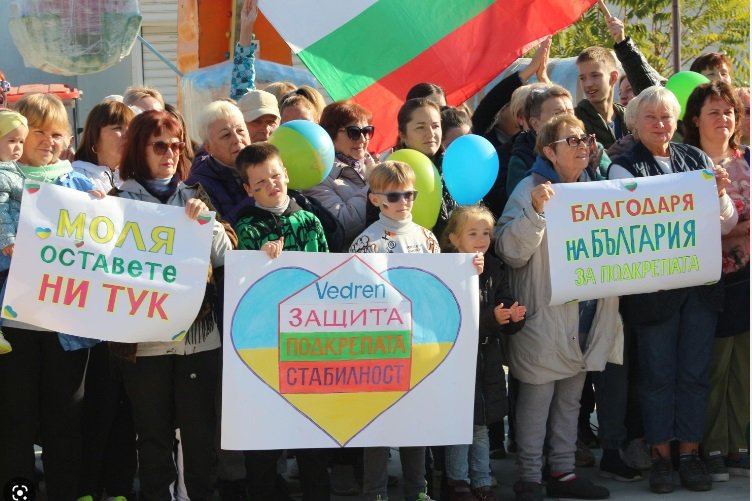 Хотелиери спряха храната на украинците, МС предвидили само пари за нощувки