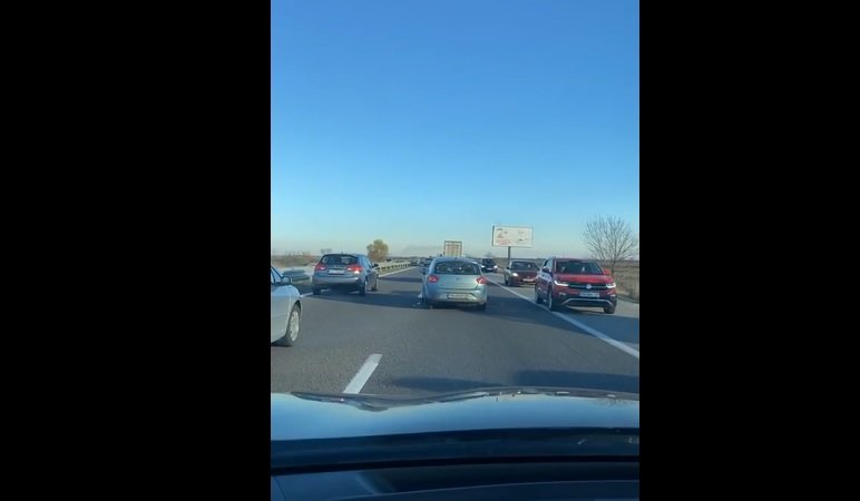 Раненият полицай на "Тракия" бере душа