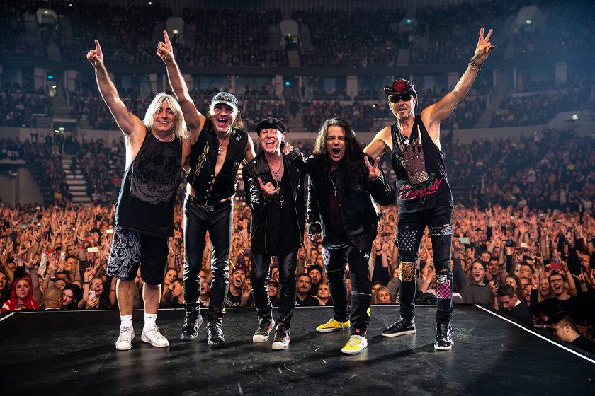 Scorpions е първата група, която се включва в третото издание