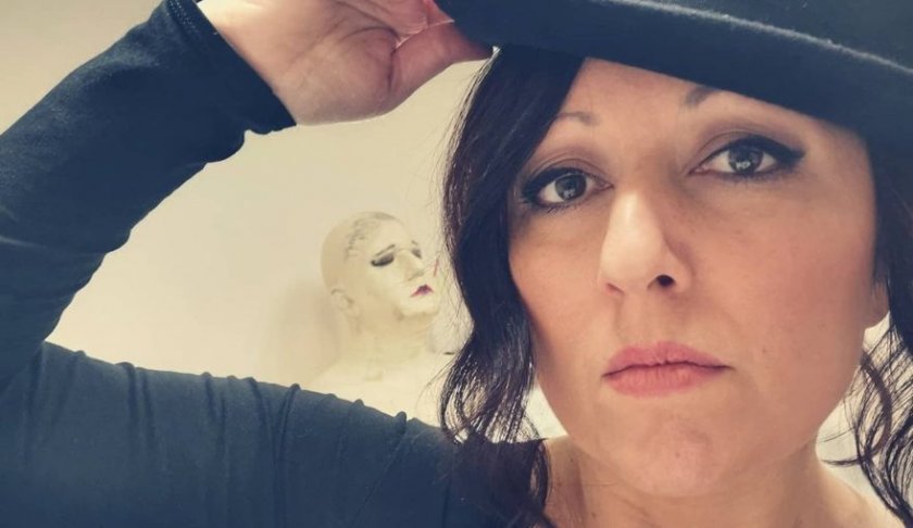 Загубих всичките си спестявания по време на пандемията“, изплака в