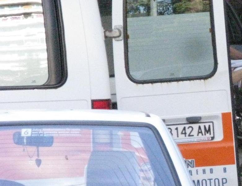 Мерцедес удари БМВ на „Тракия“ и рани 6-годишно дете 