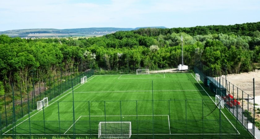 Строят модерно футболно игрище в „Люлин”