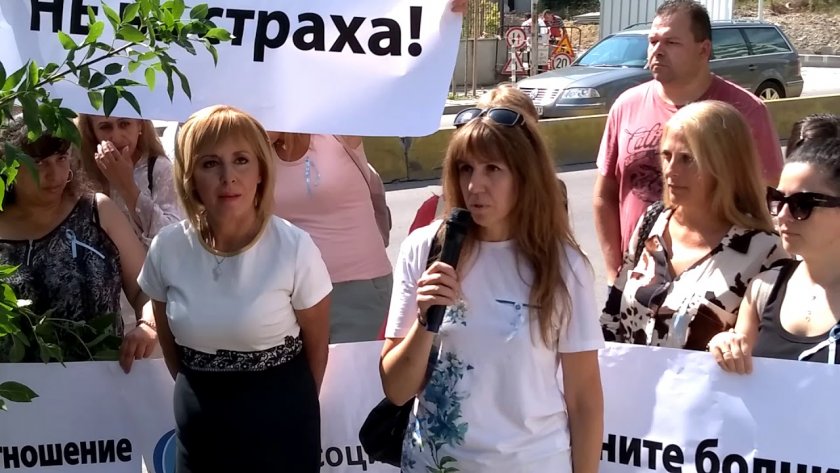 Първо в Lupa.bg: Уволнената медсестра Мая Илиева застава зад Манолова 