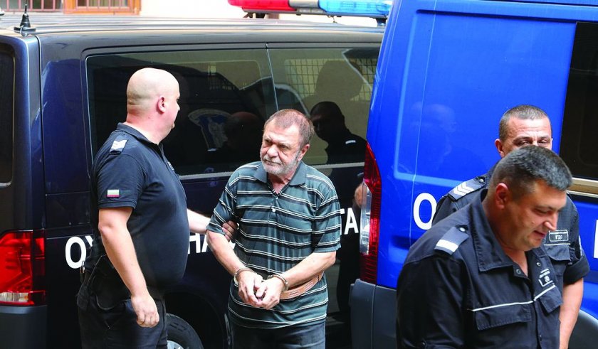 Върнаха в ареста турския полковник, издирван за убийство на писател преди 20 г.