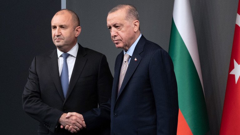 Турция е обещала на България да спира мигрантския поток по