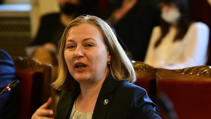 Надежда за ветото: Дано депутатите се вслушат в президента Радев