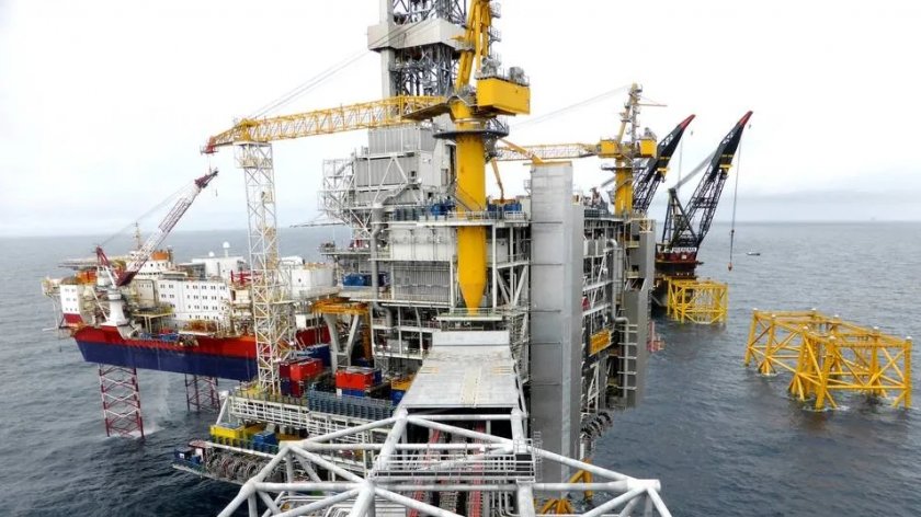 Норвегия увеличи драстично добива на петрол от находище „Йохан Свердруп“