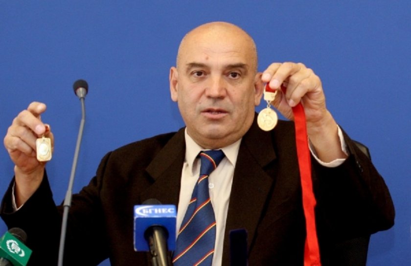 В часовете преди Коледа спря сърцето на един от най-великите