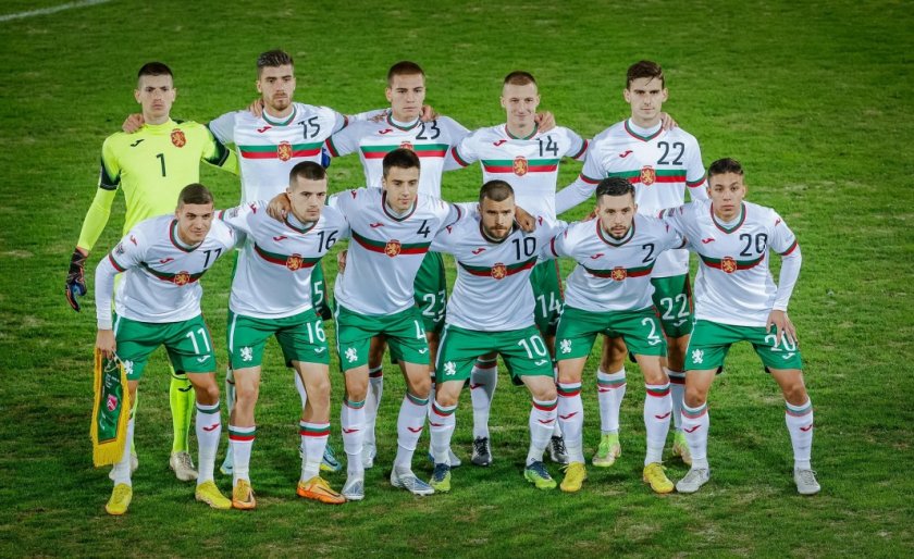 Националният отбор на България по футбол се придвижи една стъпка