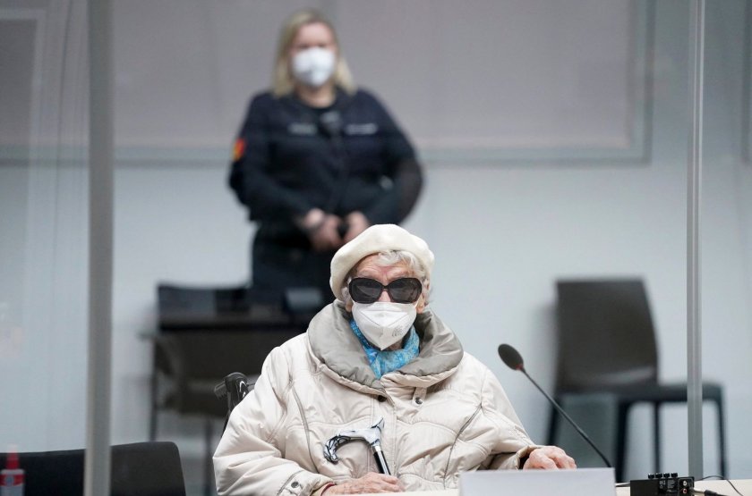 Германски съд осъди 97-годишна жена за съучастие в убийството на