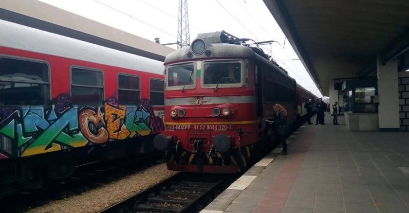152 влака закъсняват след инцидента на Централна гара 