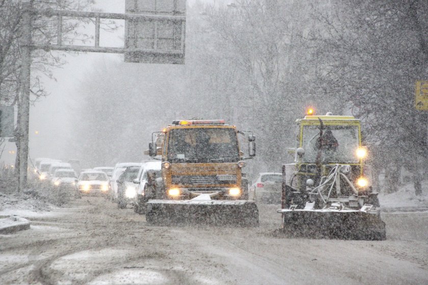 През нощта ще е предимно ясно и почти тихо. Минималните
