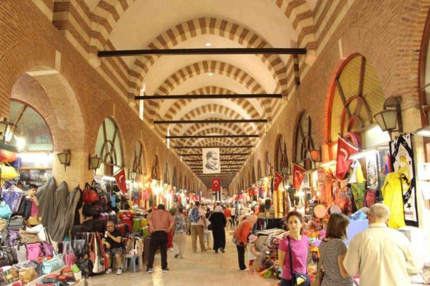 Одрин отново тези дни е наводнен от български туристи, дошли