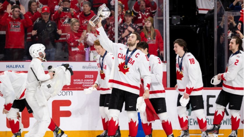 Отборът на Канада спечели световната титла по хокей на лед