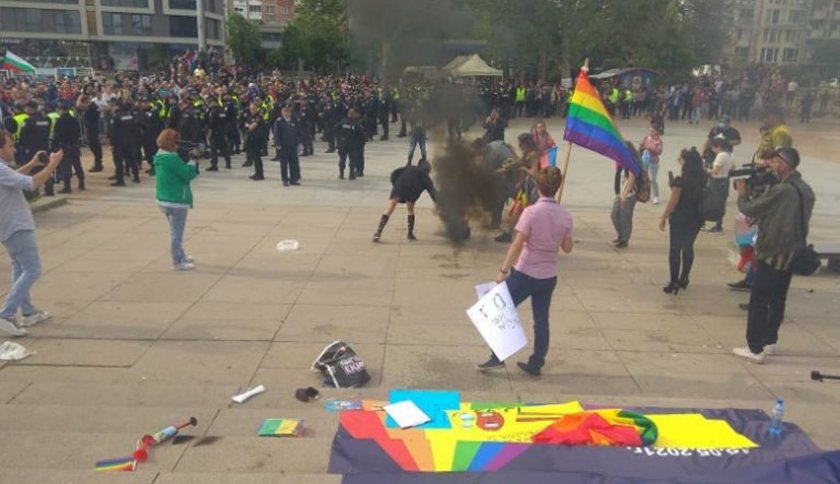 Съдят България заради провален гей парад в Бургас