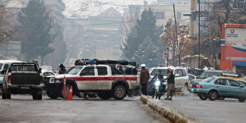 Над 20 души загинаха при самоубийствен атентат в Афганистан, съобщава Франс
