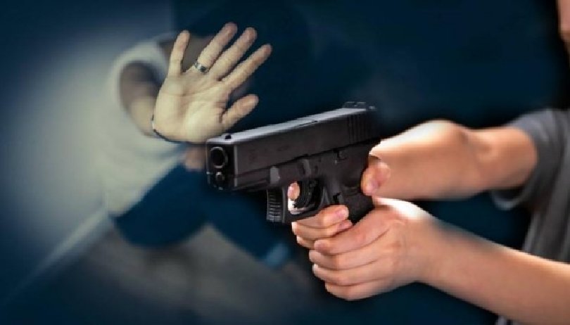 9-годишен застреля учителка със законен пистолет на майка му