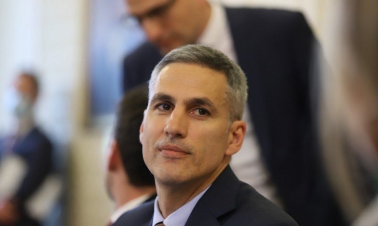 Всичко, което се случва в последните дни изглежда прекалено добре