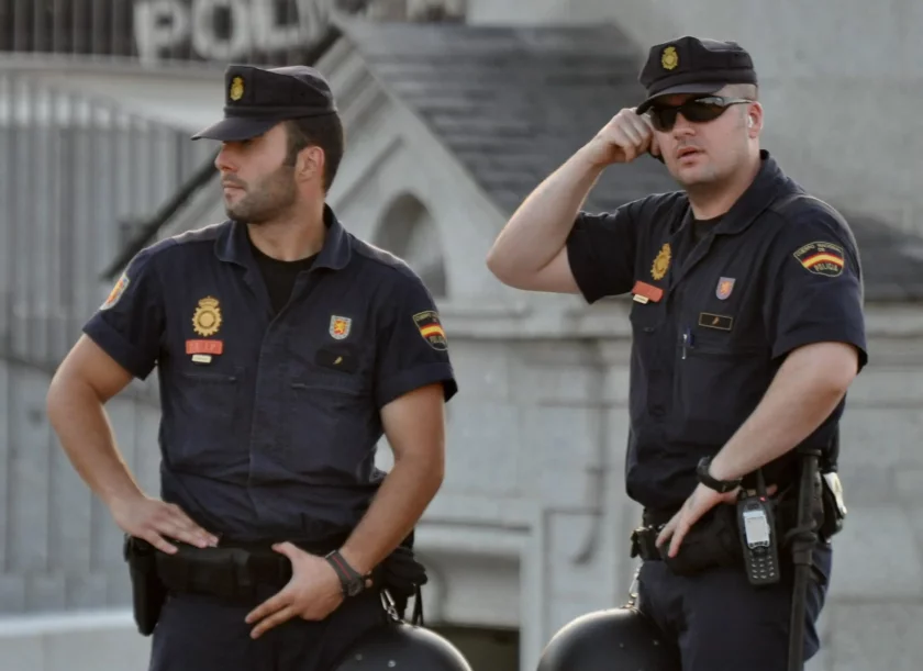 Испанската полиция разби престъпна мрежа, експлоатирала украинци