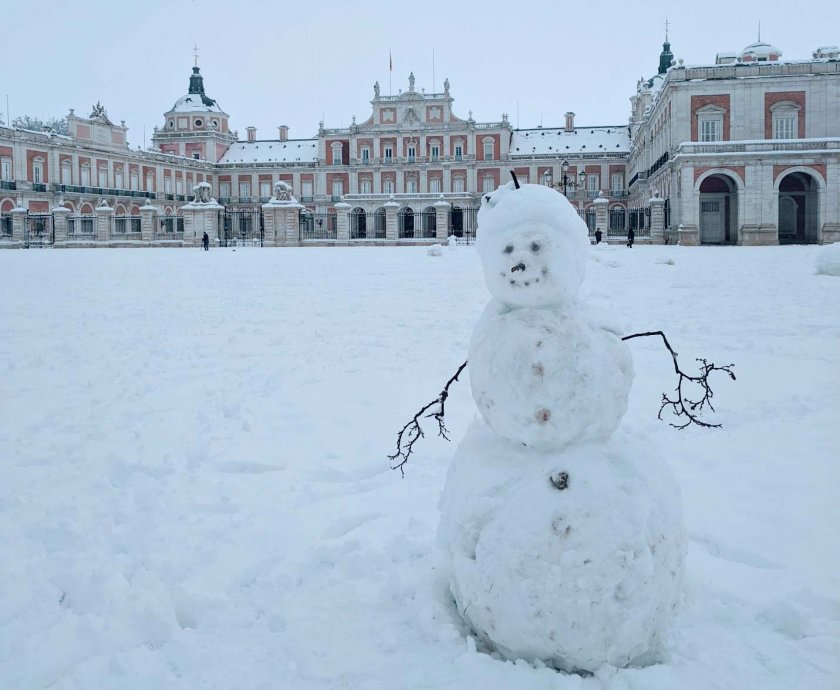Зимните бури в Испания продължават. За пореден ден властите предупреждават