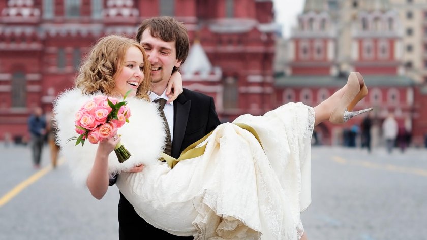 Рускини искат закон за задължителен брак на мъжете след 30-годишна възраст