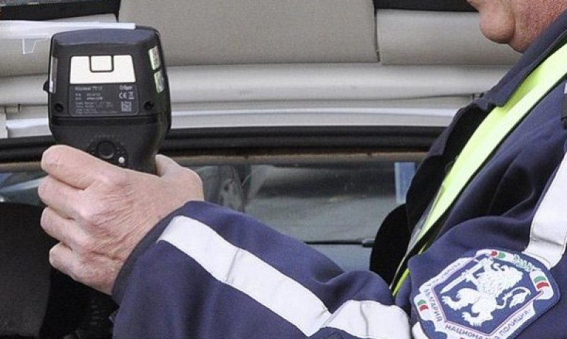 Шофьор с 2,95 промила е задържан на пътя Плевен - Ловеч