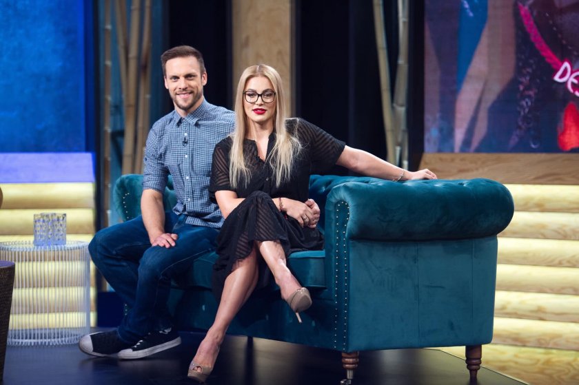 Ваня Джаферович обича да общува с млади и засукани красавици.