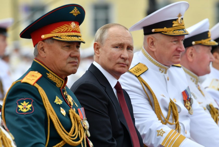 Бивш сътрудник на Путин вещае военен преврат в Русия