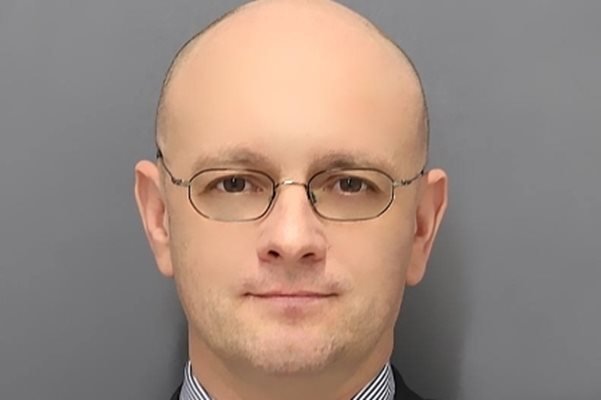 Бивш топ мениджър, чието име се свързва с големи руски