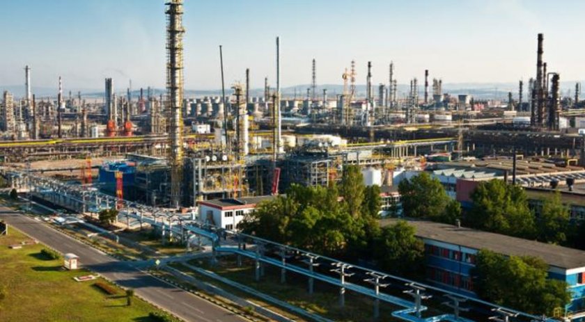 „Лукойл Нефтохим“ е внесъл 160 000 барела от сорта Уралс през декември 2022 г.