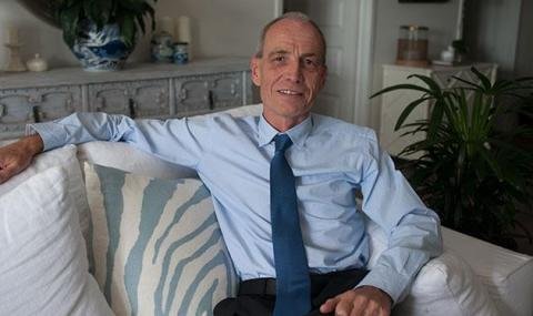 Саймън Доранте-Дей, който от години настоява, че е син на